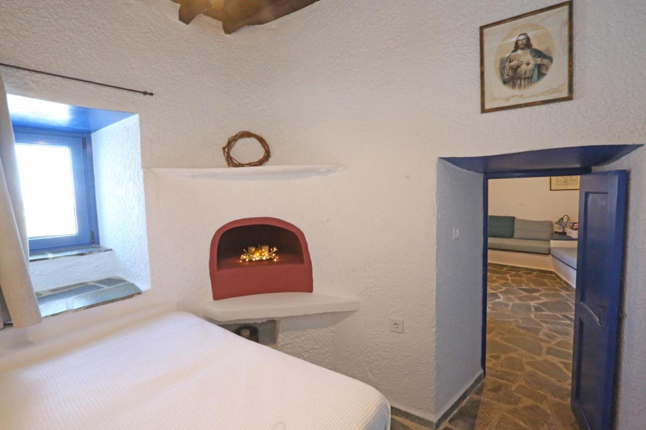 Le Petit Chateau Ano Syros Exterior foto