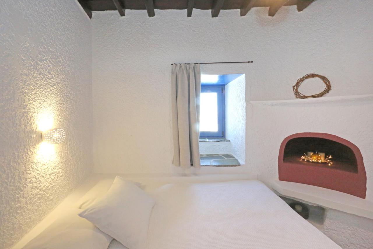 Le Petit Chateau Ano Syros Exterior foto