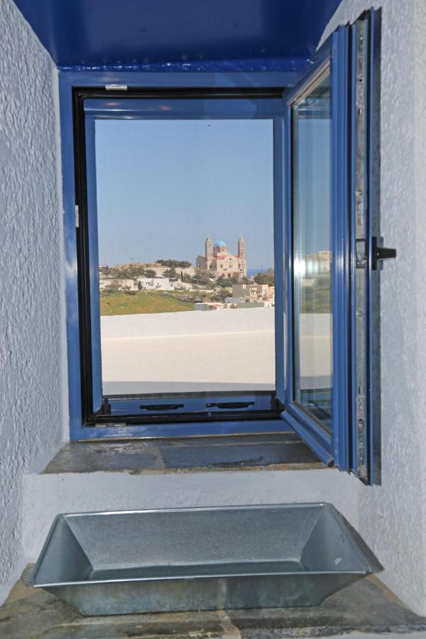 Le Petit Chateau Ano Syros Exterior foto